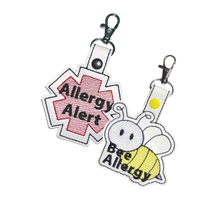 Load image into Gallery viewer, Bee Allergy Bag Tag