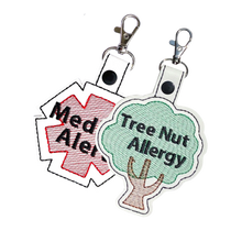 Load image into Gallery viewer, Tree Nut Allergy Bag Tag
