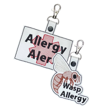 Load image into Gallery viewer, Wasp Allergy Bag Tag
